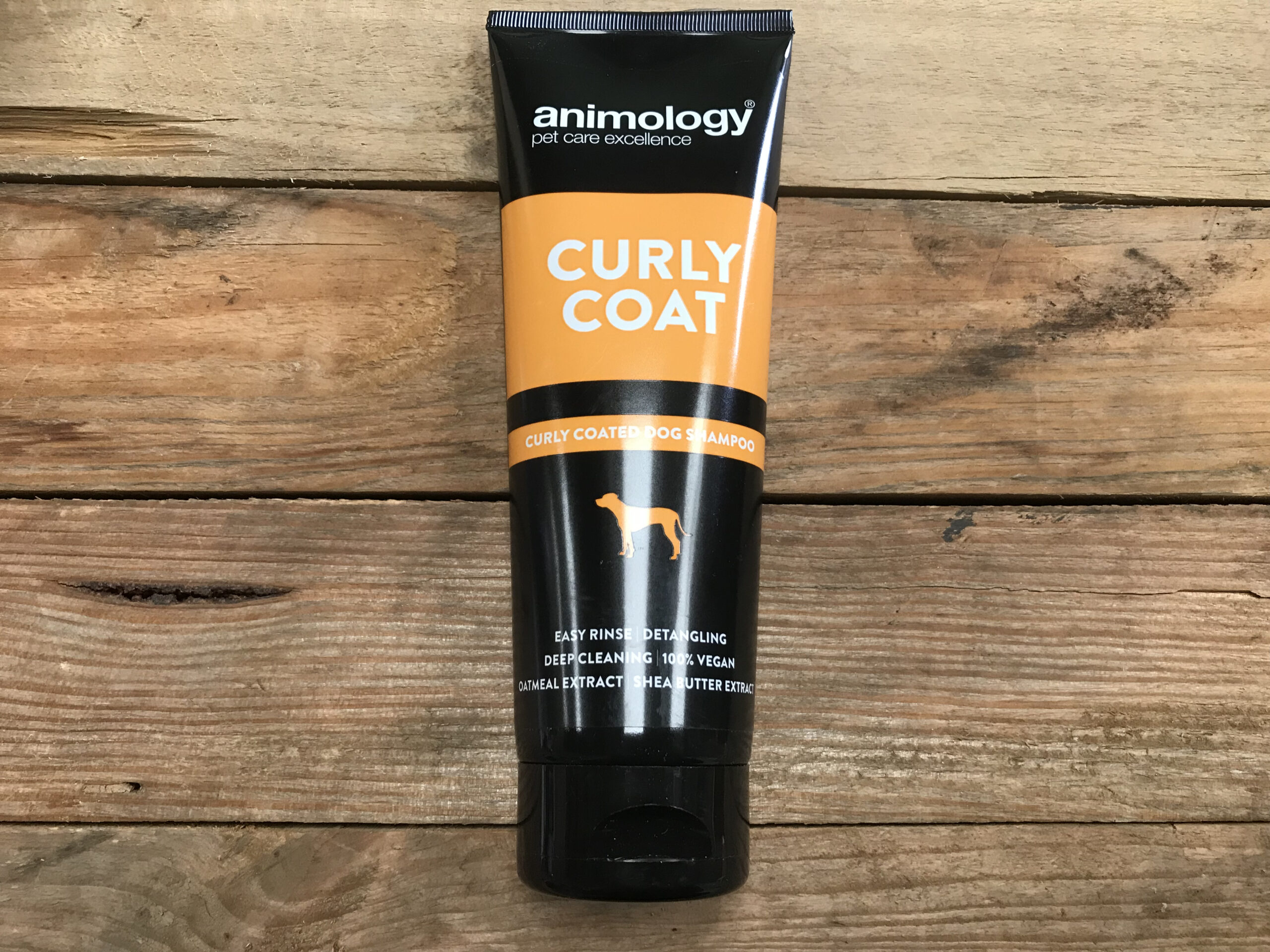 Animology Curly Coat Dog Shampoo – 250ml