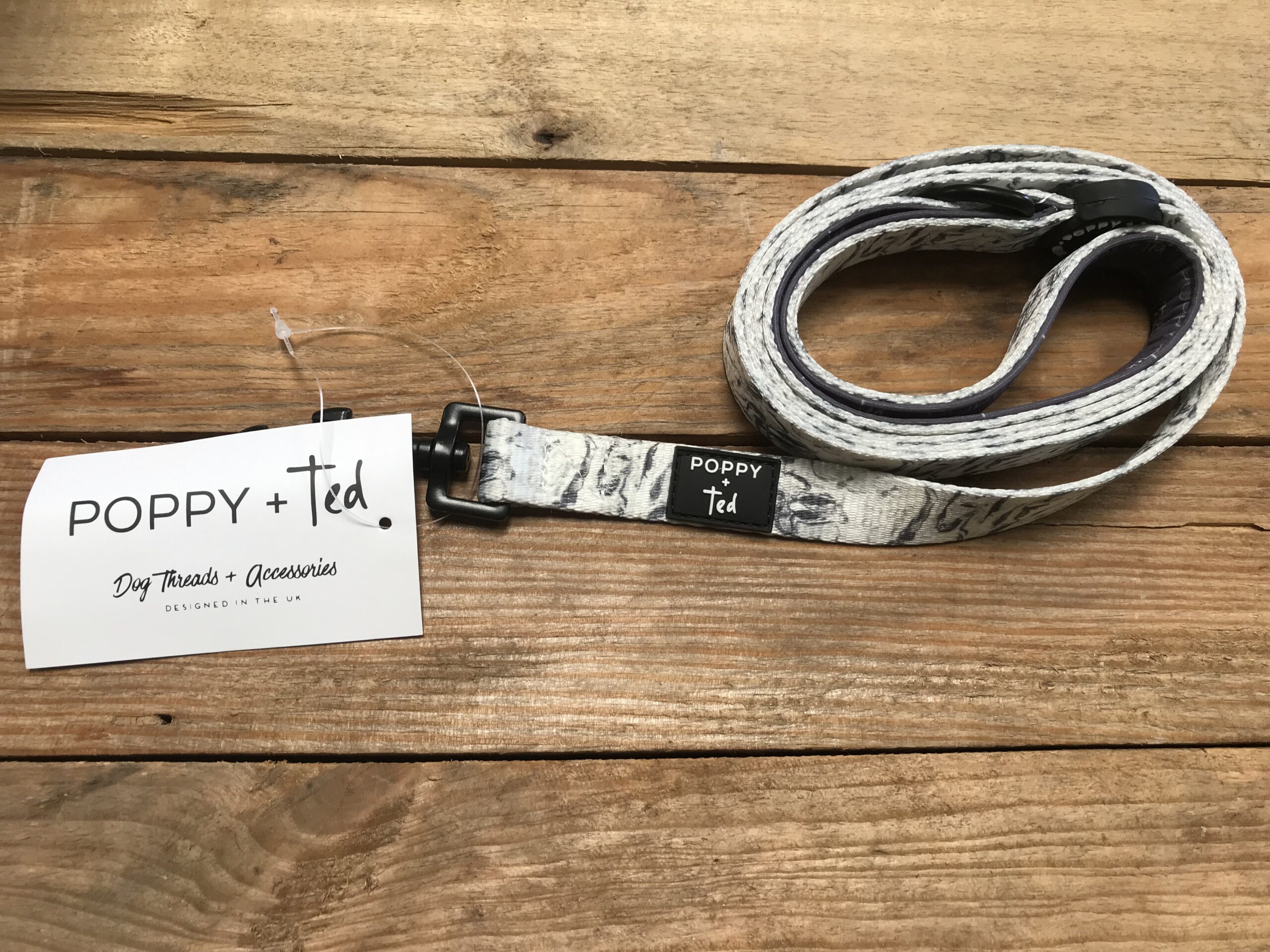 Poppy & Ted “Marbled” Lead – 1pc